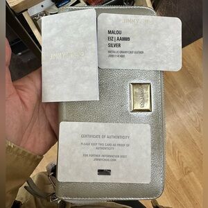Jimmy Choo Malou Silver
Leather Zip Wallet
